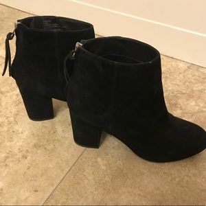Steve Madden black booties